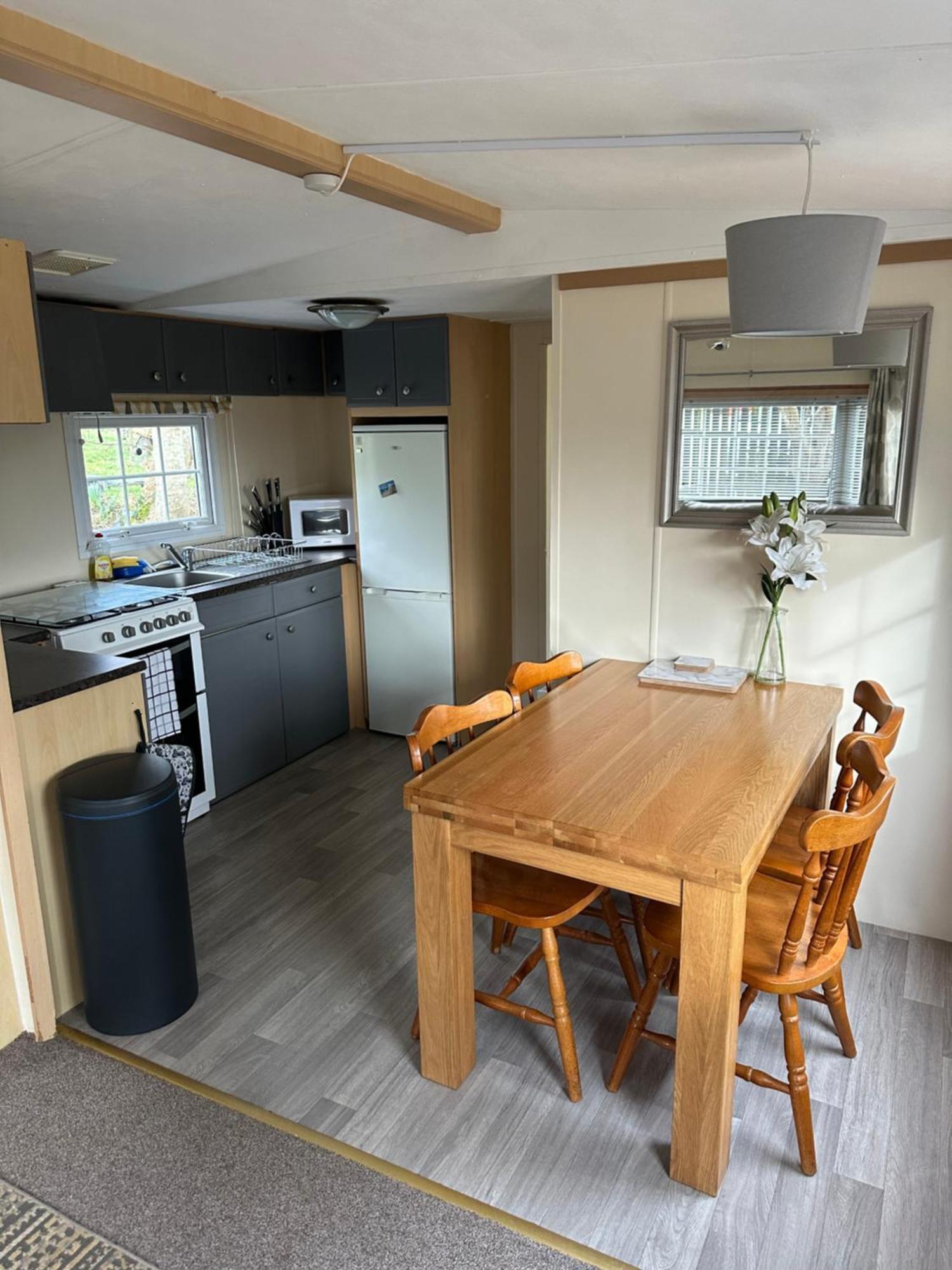 Static Mobile Home Set In Our 20 Acres Of Farmland Horspath エクステリア 写真